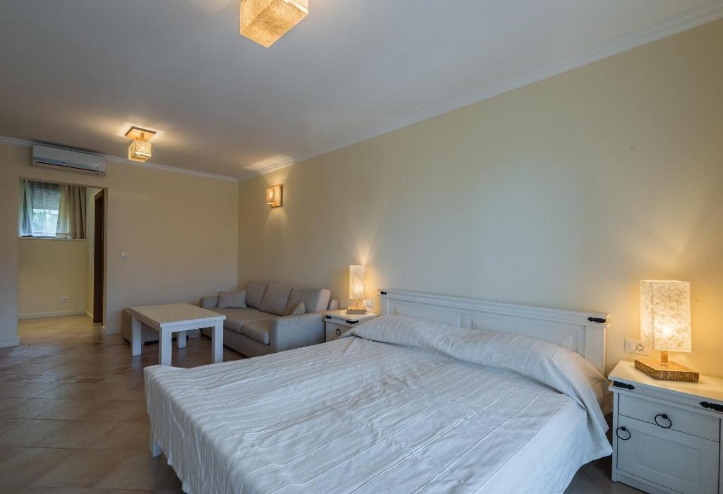Sozopol Private Apartments St. Marina Екстер'єр фото