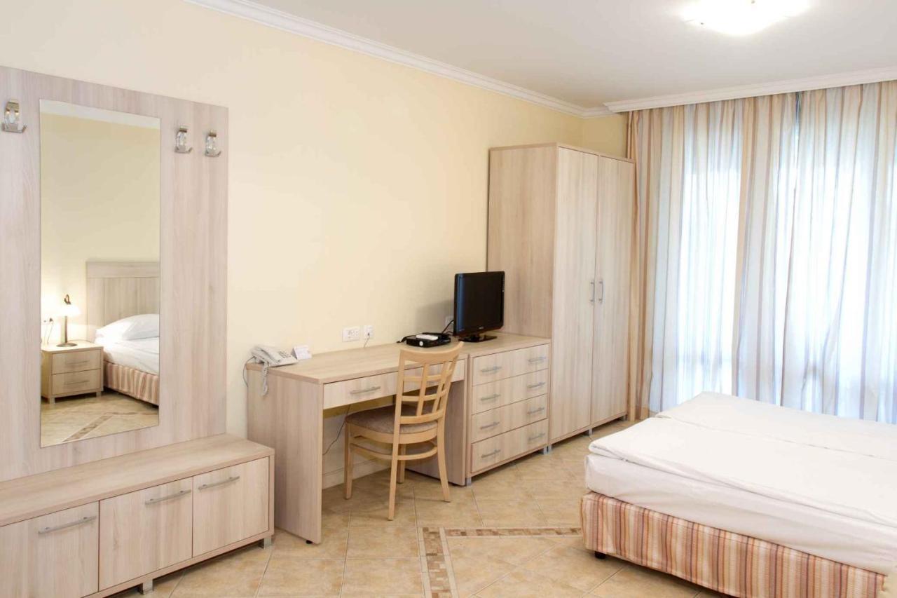 Sozopol Private Apartments St. Marina Екстер'єр фото