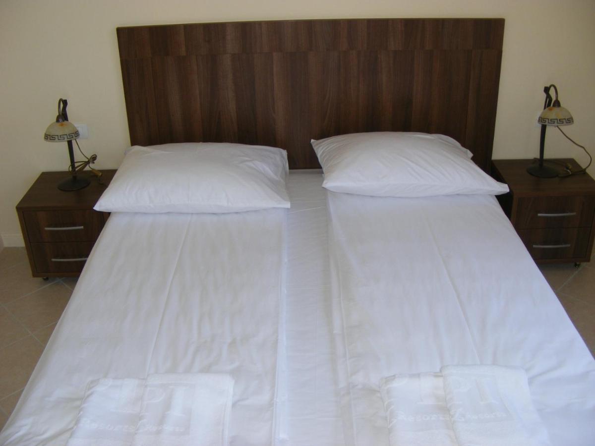 Sozopol Private Apartments St. Marina Екстер'єр фото